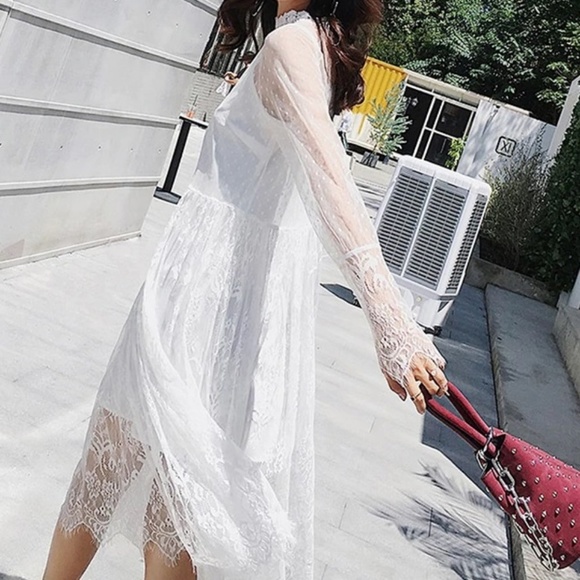 Intricate Lace Midi Dress, Beautiful & NEW - Picture 3 of 3